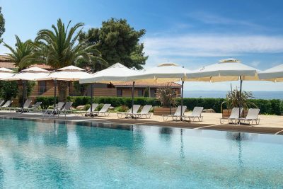 01.the-Pool-Blue-Dolphin-Resort-Hotel the-Pool-Blue-Dolphin-Resort-Hotel